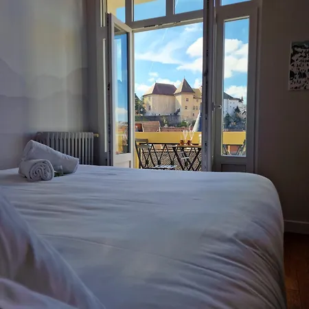 Castle View * Annecy